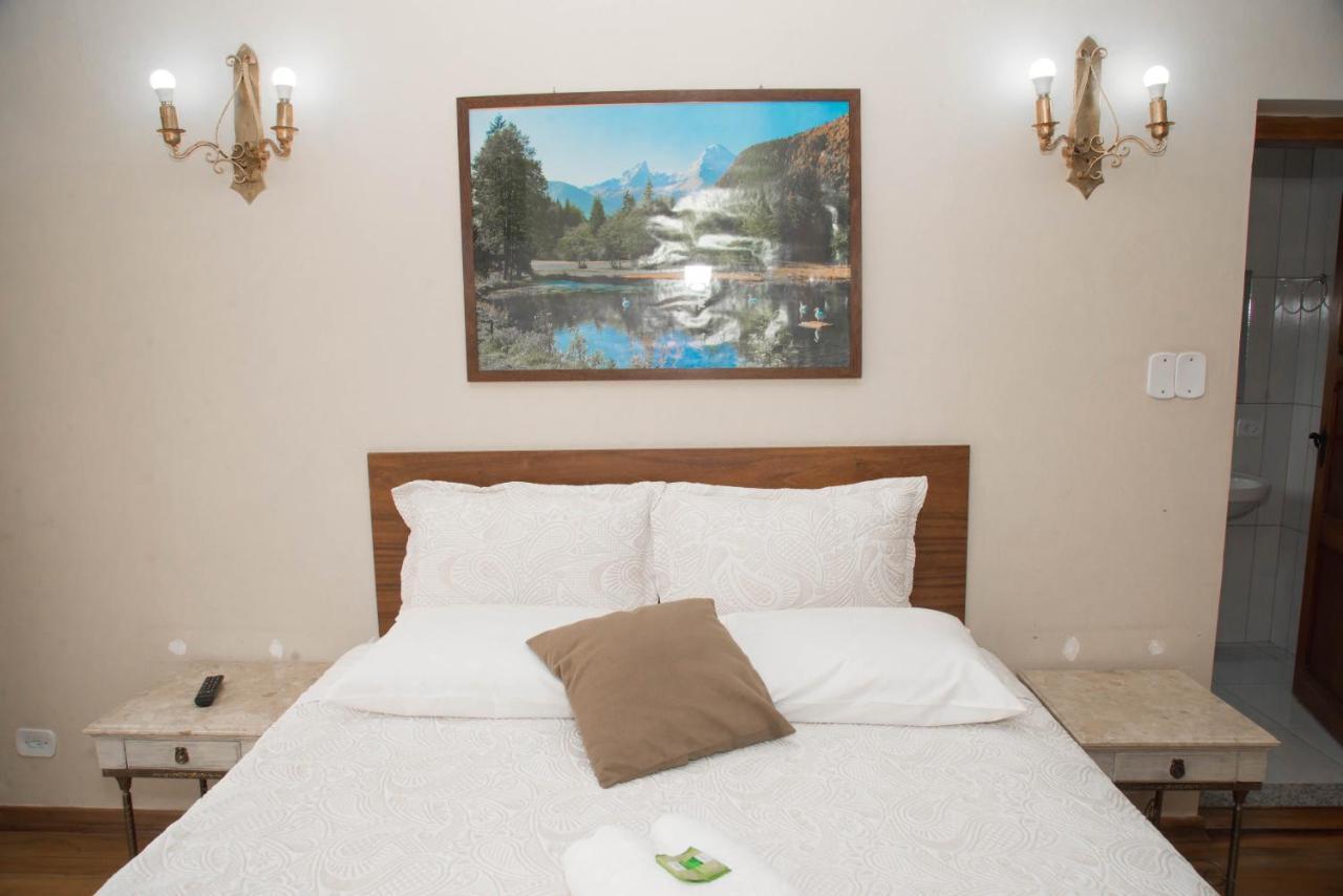 Fm - Vila Capivari Pensão 3*